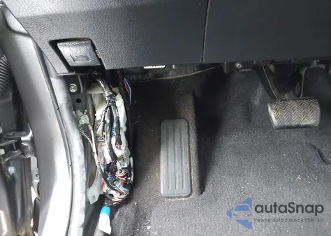 2016 Toyota Rav4 Limited from USA, damaged, VIN JTMYFREV8GJ086589